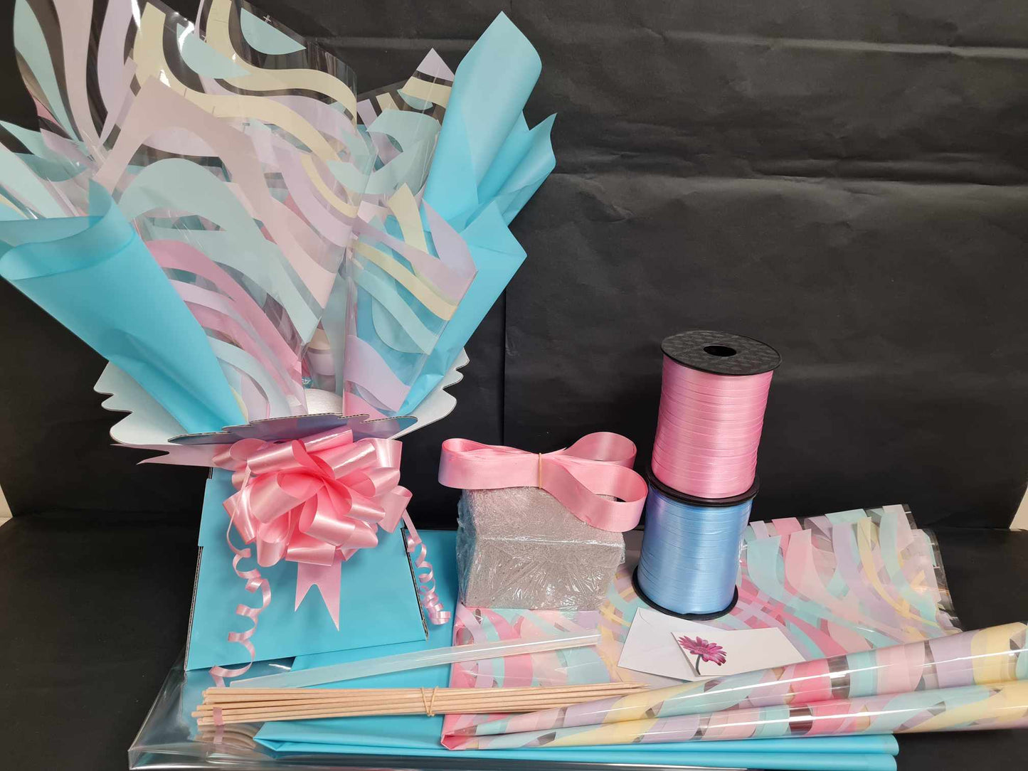 Pastel Blue & Pink Chocolate Bouquet kit